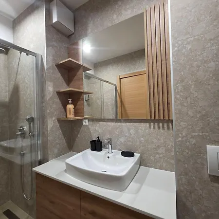 Apartment A4 7 Privatni U Aparthotelu Vucko